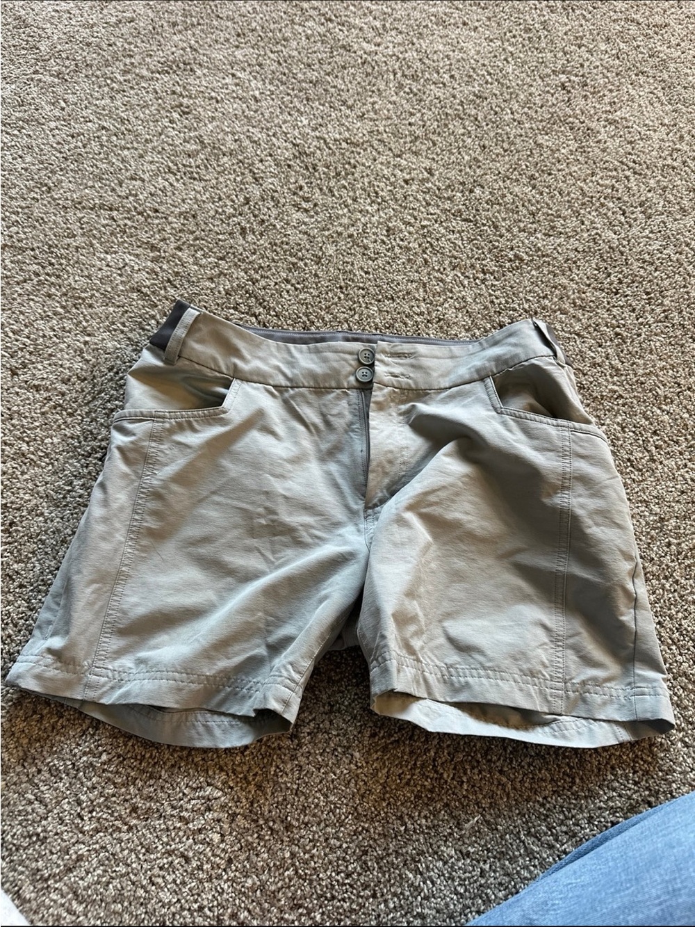 Simms Men's Light Gray Athletic Shorts